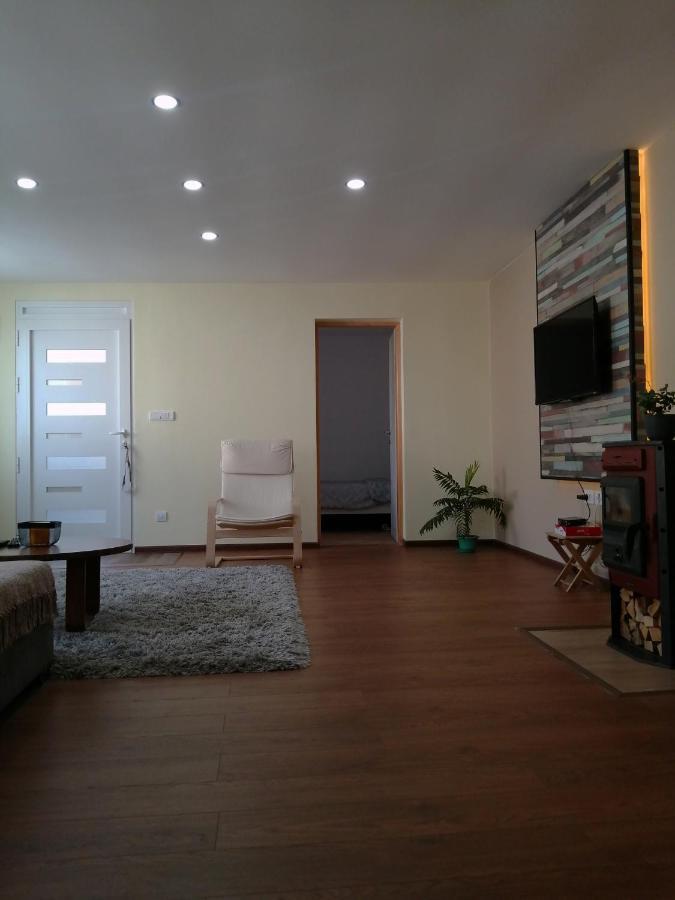 Nikas Apartman Donji Milanovac Luaran gambar